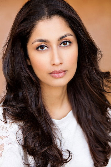 Karishma Ahluwalia photo 2