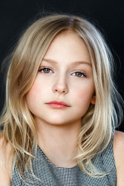 Alyvia Alyn Lind - 7
