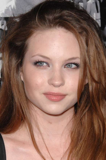 Daveigh Chase - 5