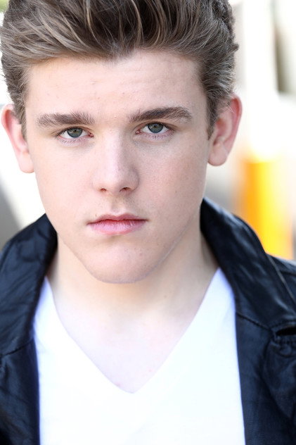 Sean Ryan Fox - 4