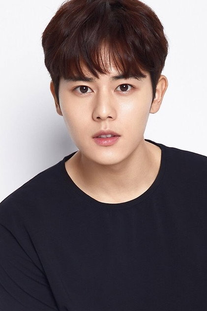 Kim Dong-jun photo 5