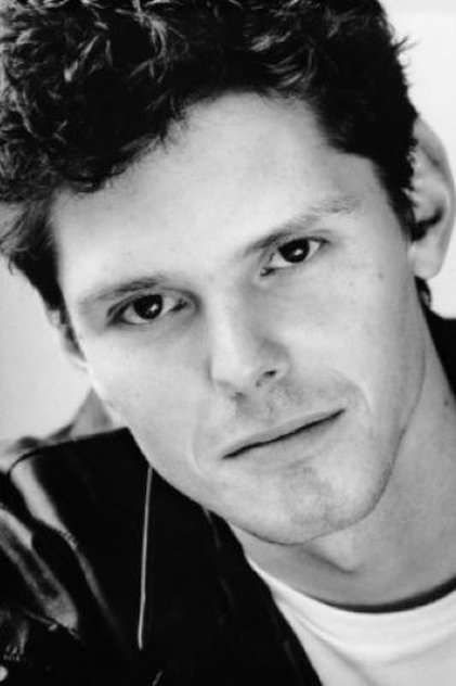 Oliver Bennett