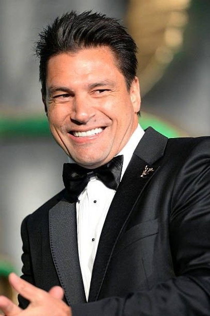 Manu Bennett - 7