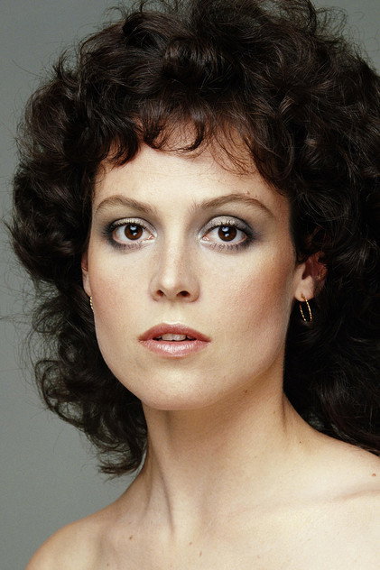 Sigourney Weaver - 11
