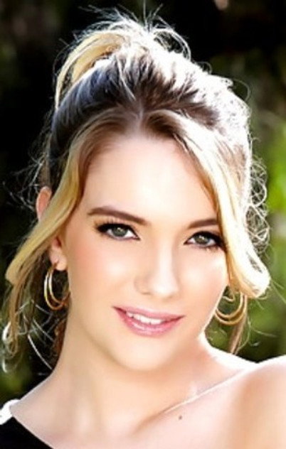 Kenna James