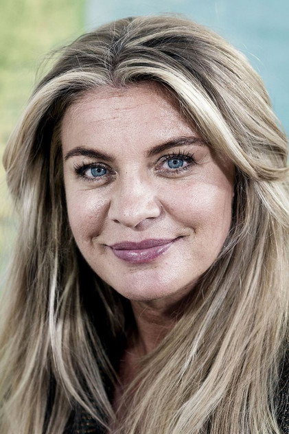 Mille Dinesen photo 21