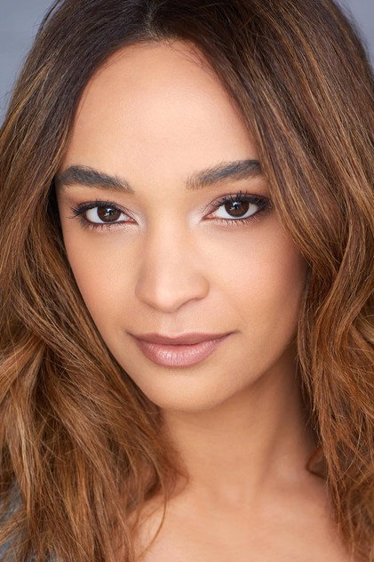 Justine Herron photo 3