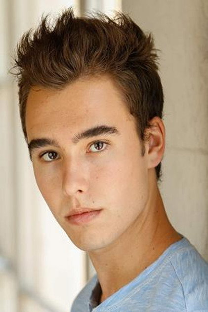 Evan Henzi photo 2