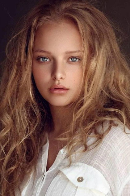 Amiah Miller - 10