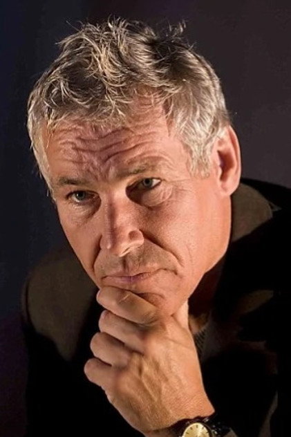 Image of Simon Dutton