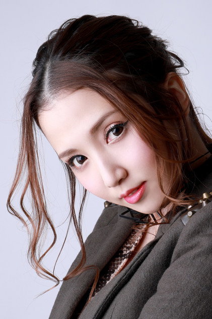 Ayaka Tomoda photo 4