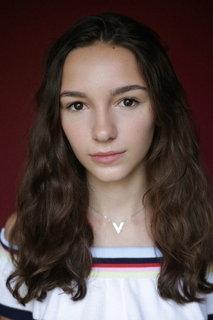 Julia Dumont photo 2