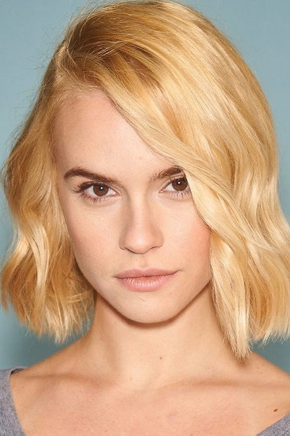 Ema Horvath - 8