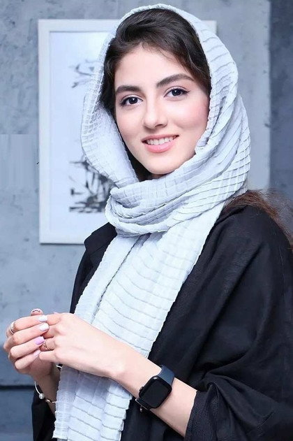 Pardis Pourabedini photo 6