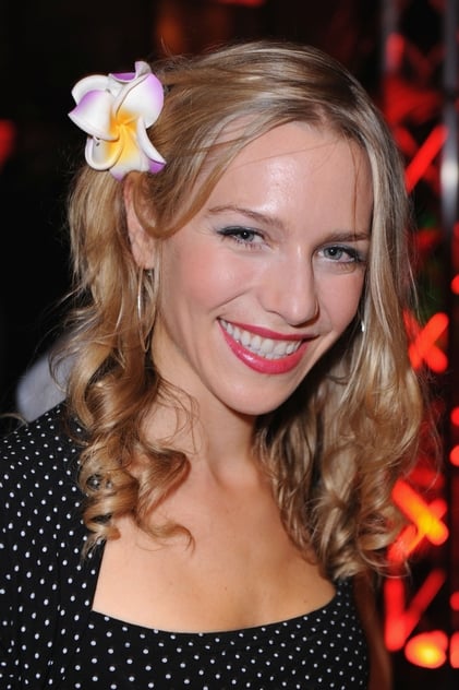 Julia Dietze - 5