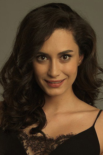 Hande Doğandemir - 8