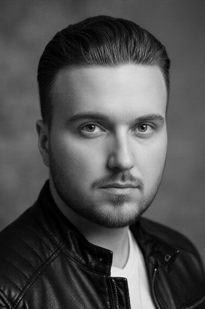 Tom Gregory Marks photo 7