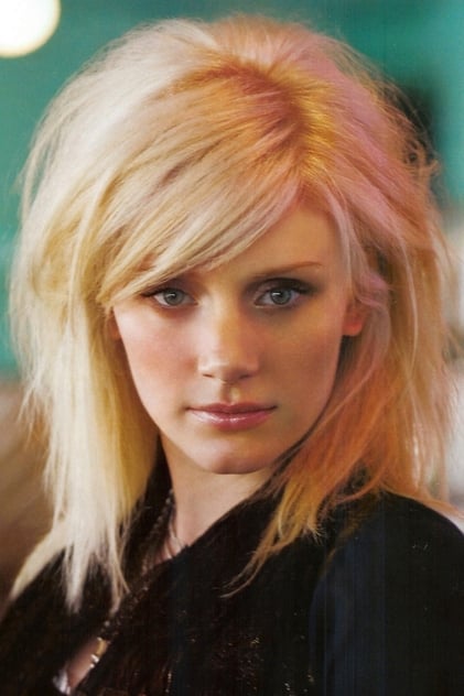 Bryce Dallas Howard - 7