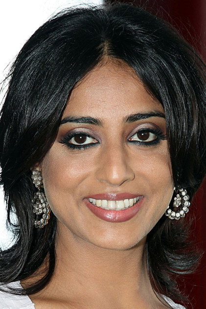 Mahie Gill photo 3
