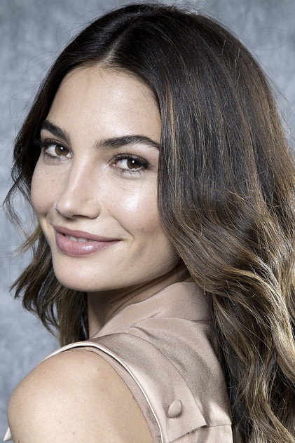 Lily Aldridge photo 6