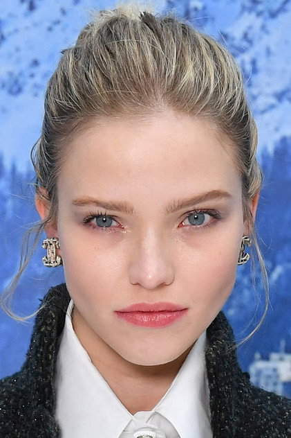 Sasha Luss - 8