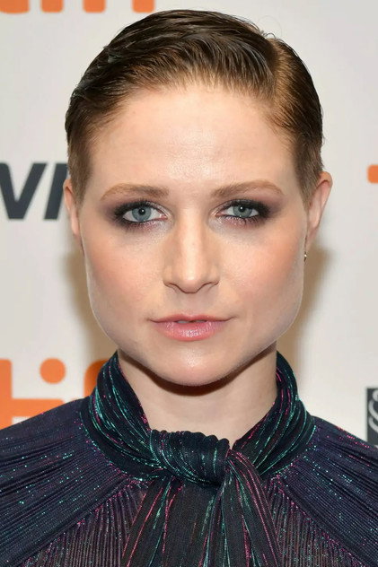 Niamh Algar - 4