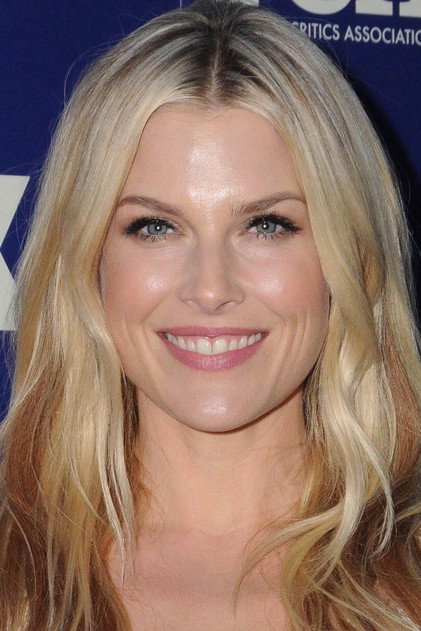 Ali Larter - 11