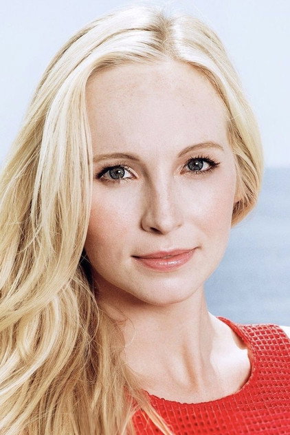 Candice King photo 3