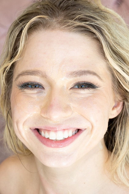 Summer Kline photo 2