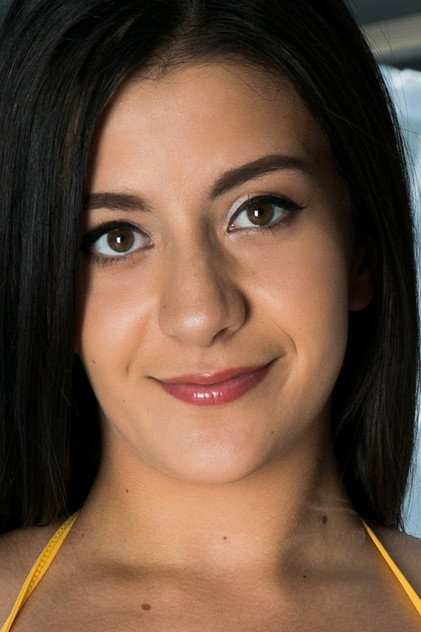 Natalie Brooks photo 4