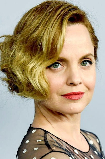 Mena Suvari photo 23