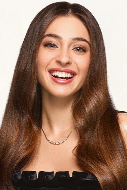 Cemre Baysel - 4
