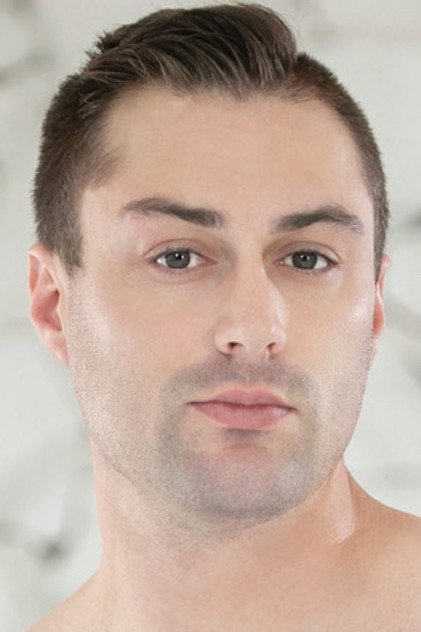 Damien White photo 5