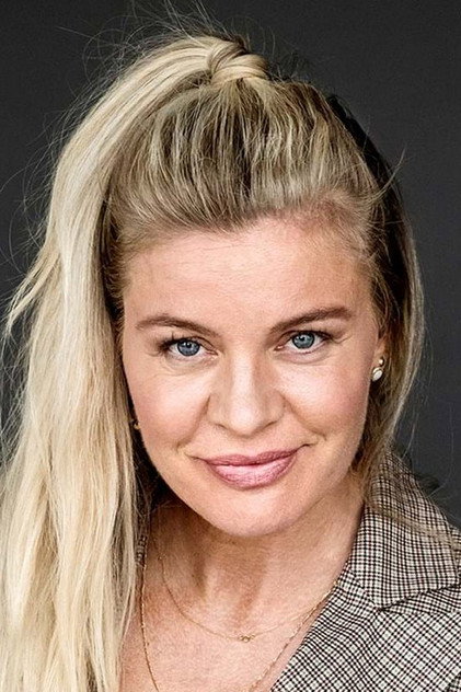 Mille Dinesen photo 18
