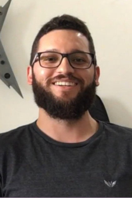 Cláudio Moura headshot