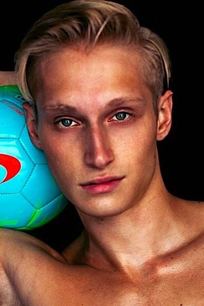 Max Carter photo 4