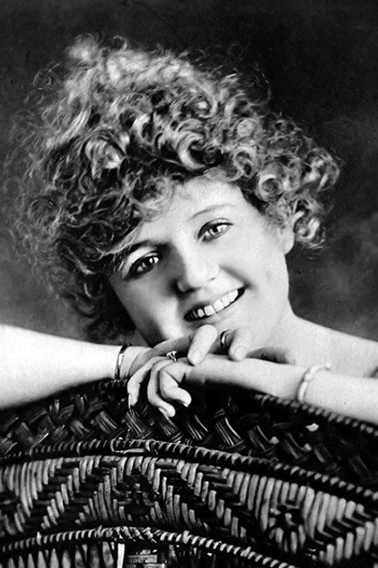 Lillian Walker photo 2