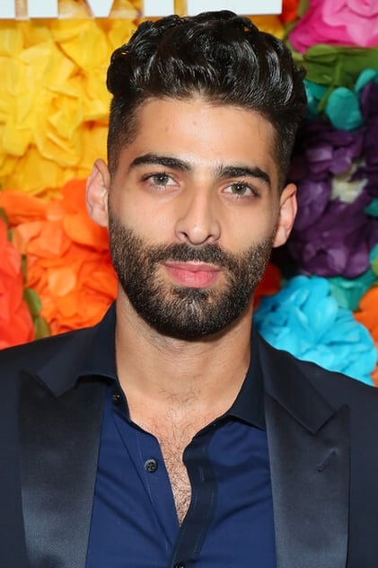 Jason Canela