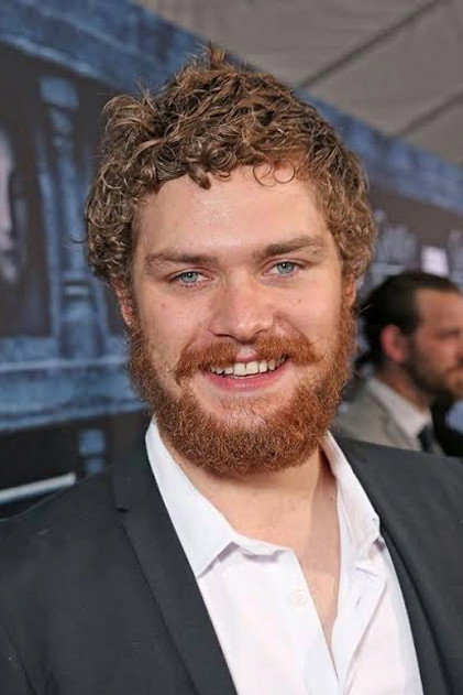 Finn Jones - 4
