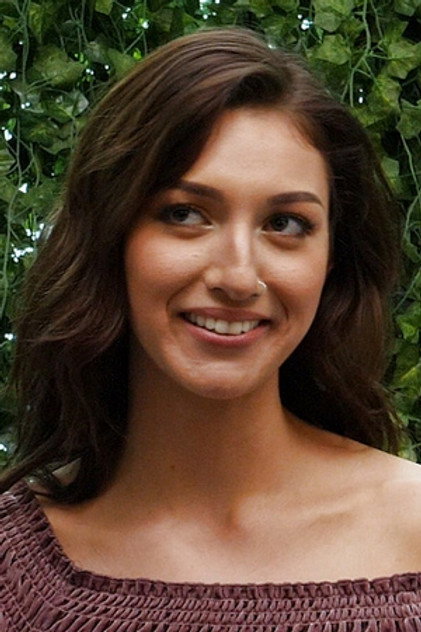 Bella Rolland photo 3