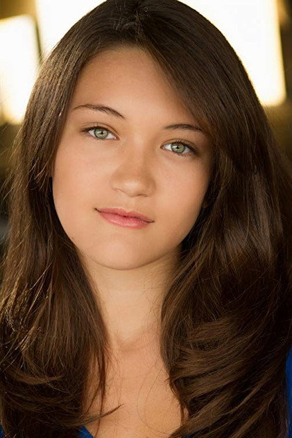 Isa Briones - 4