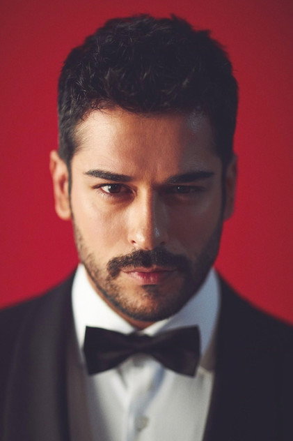 Burak Özçivit - 8