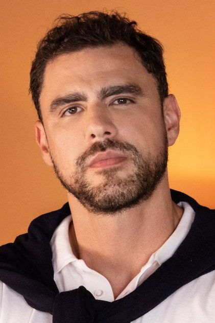 Kyle Fox photo 3