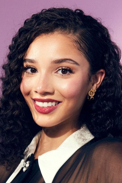 Malia Baker - 7