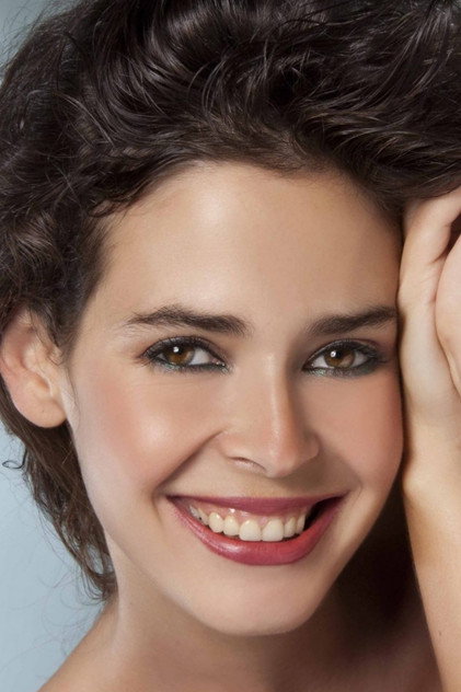 Pelin Batu photo 4