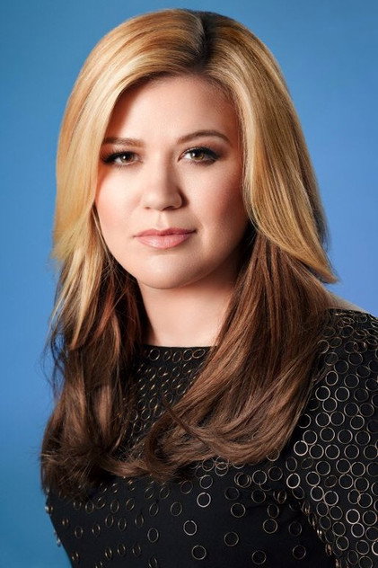 Kelly Clarkson - 7