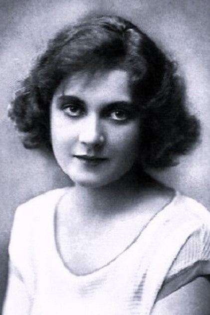 Charlotte Ander photo 4