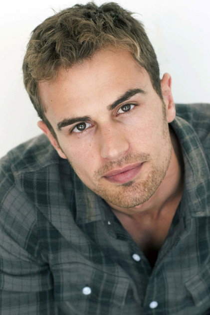 Theo James - 9