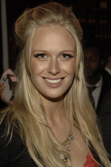 CariDee English photo 3