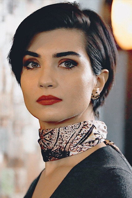 Tuba Büyüküstün - 12